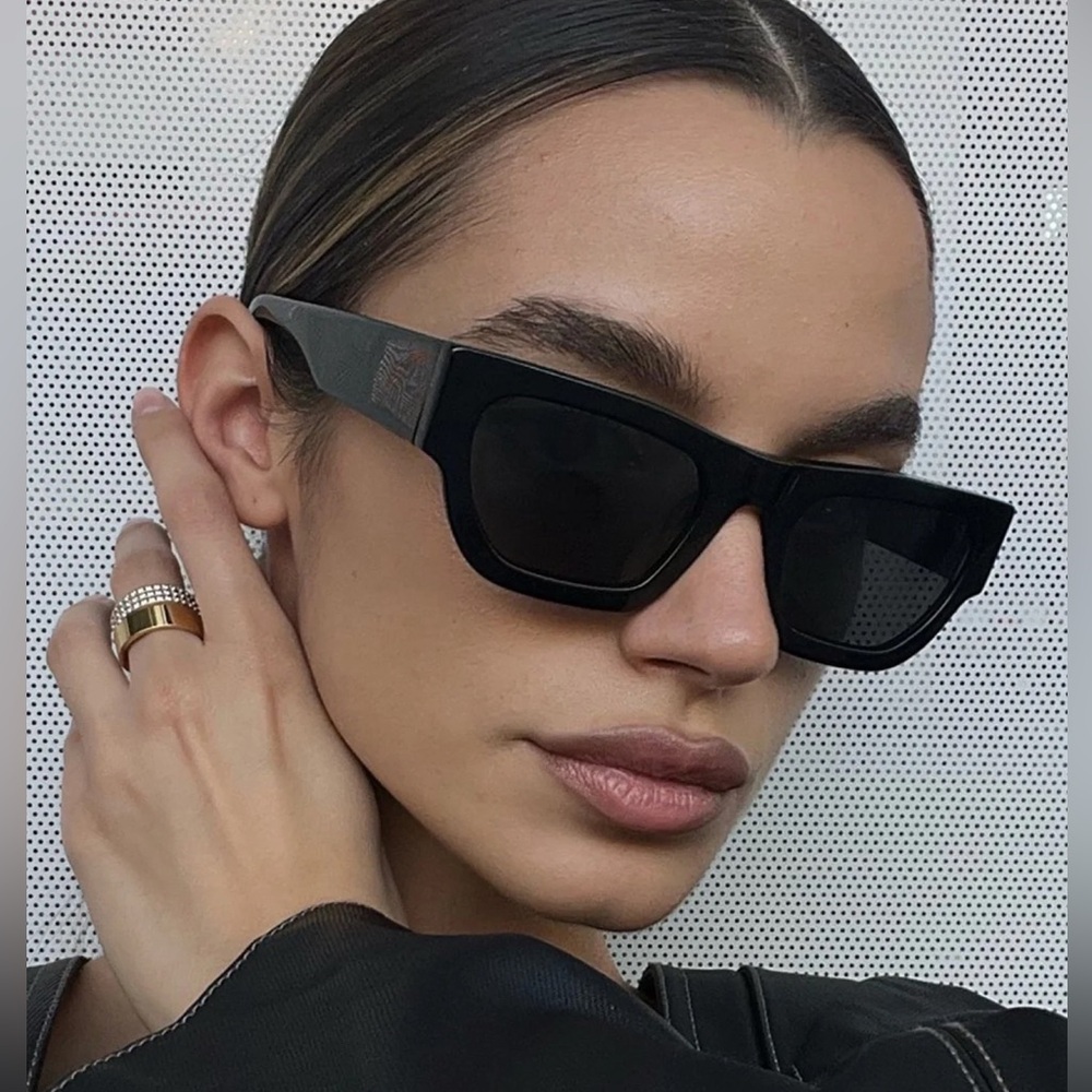 Vehla Finn Sunglasses